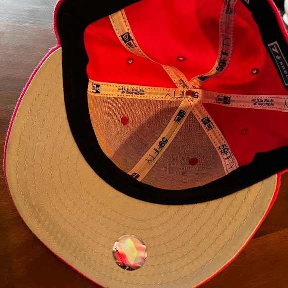 New Era 2007 PINK Fitted Yankess Hat size 7.5 - Picture 3 of 5